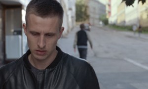 Anders Danielsen Lie visar inga känslor.