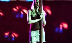 Utsatt pole dancing i Odjuret.