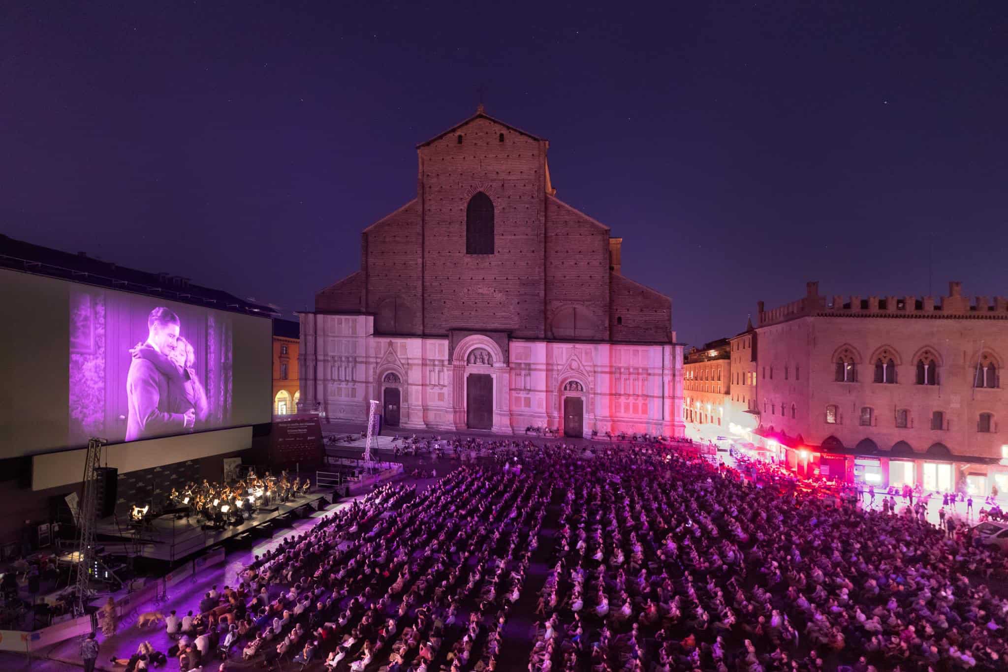 Stella Dallas på Piazza Maggiore under Il Cinema Ritrovato i Bologna 2023.